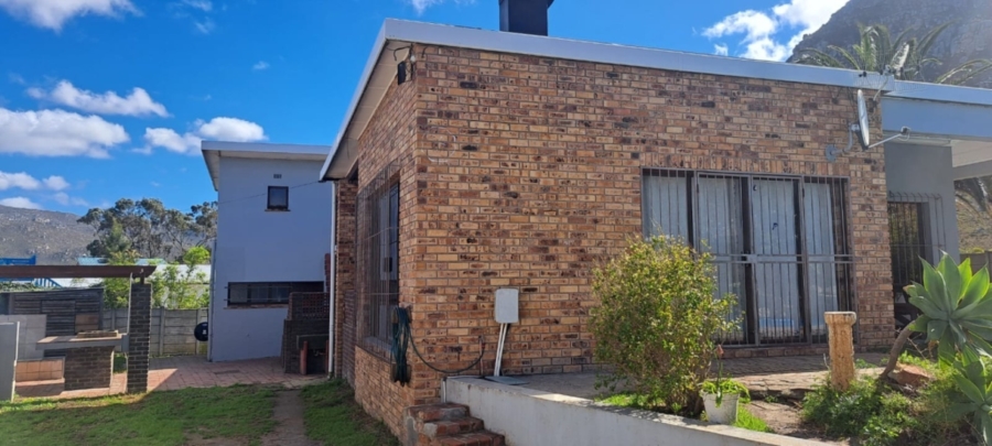3 Bedroom Property for Sale in Kleinmond Western Cape